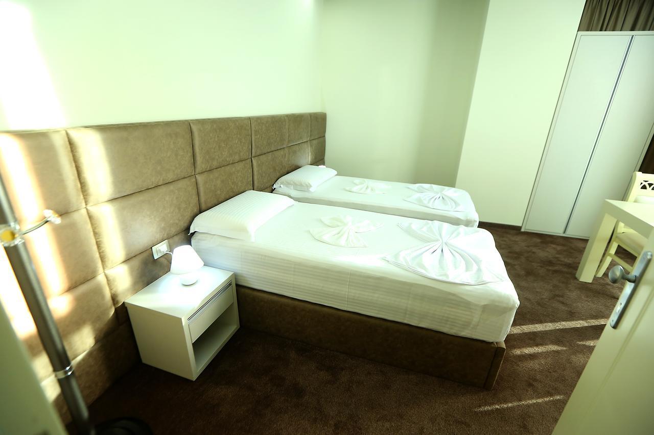 Hotel Vllaznia Shkodra Exterior foto